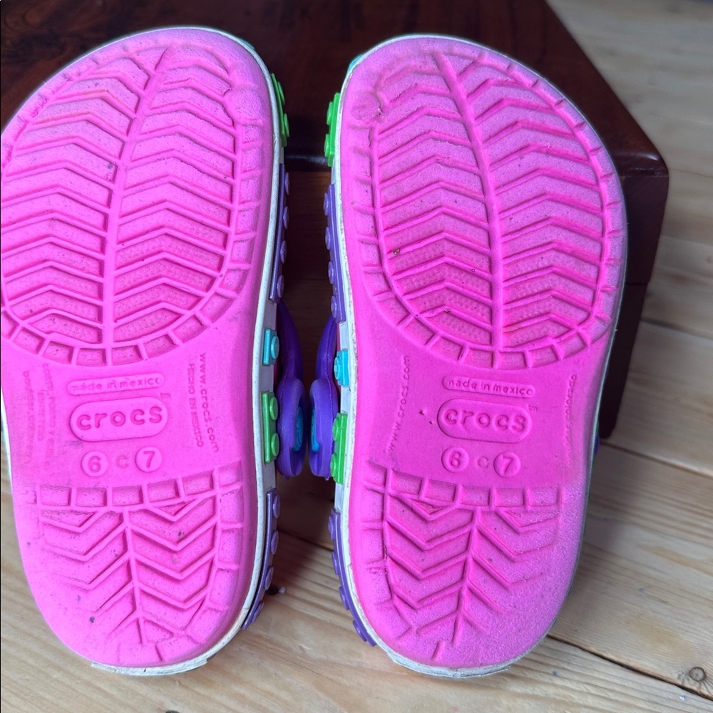 Crocs Girls Sz 6 C 7 pink - Picture 7 of 8
